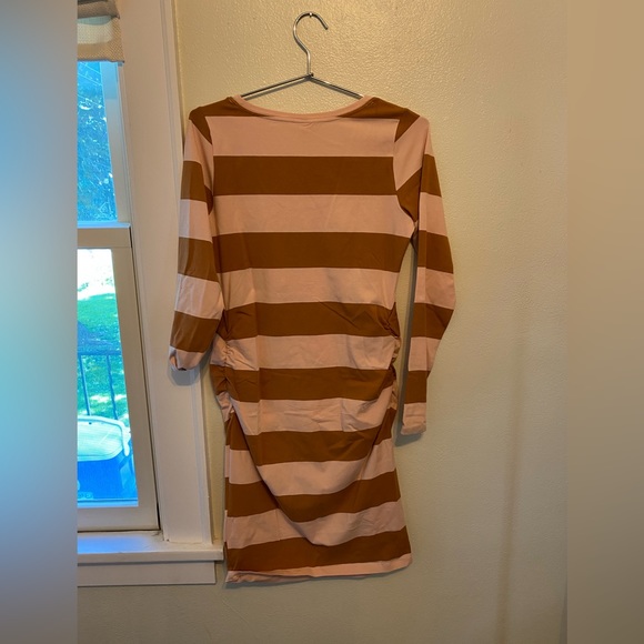 NWT Old Navy Maternity Long-Sleeve Jersey-Knit Bodycon Dress - Picture 3 of 7